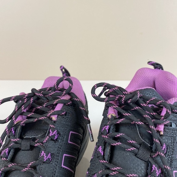 Hytest Static Dissipating Composite Toe Athletic Safety Shoe 7.5W - Picture 16 of 16